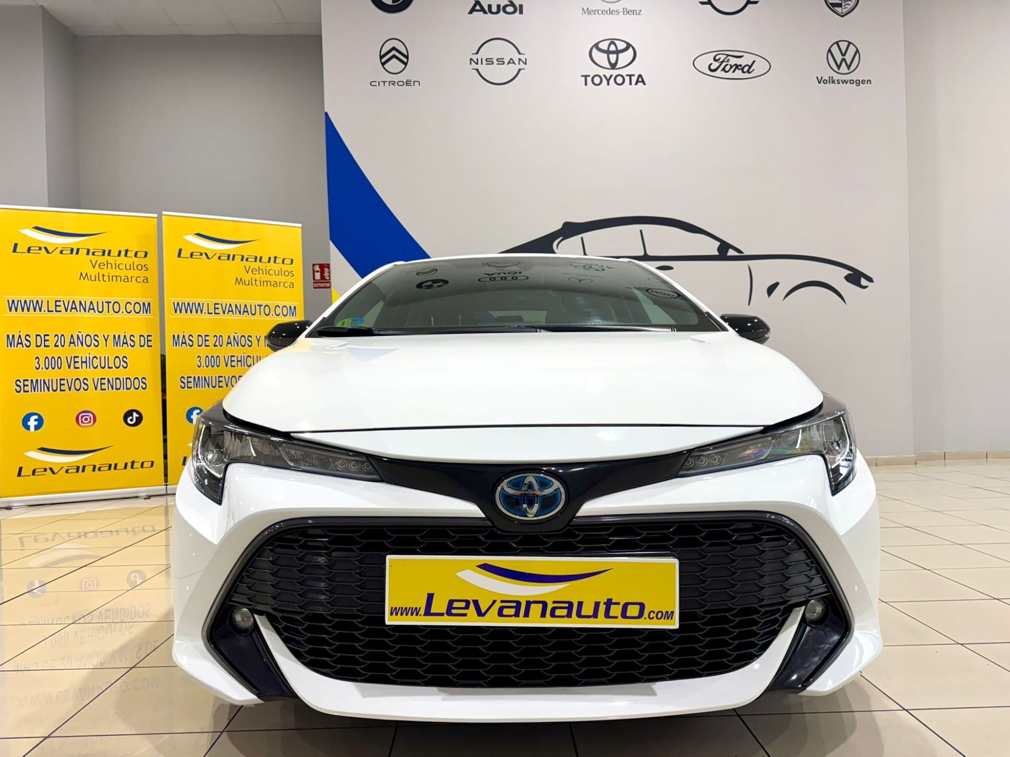 Foto del TOYOTA Corolla 125H Active Tech