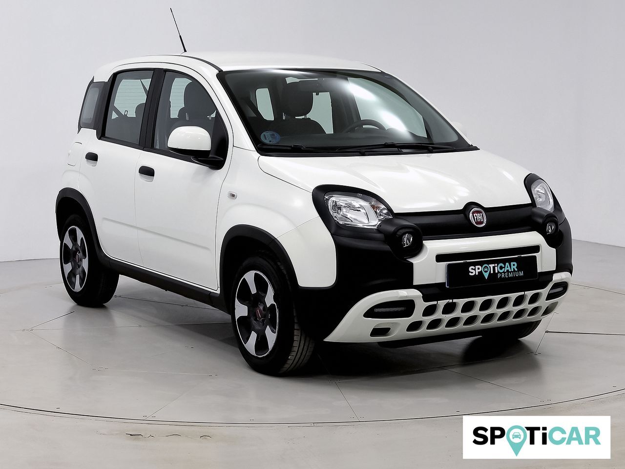 FIAT Panda (City Cross 1.0 Gse 51kw (70CV)) en Barcelona