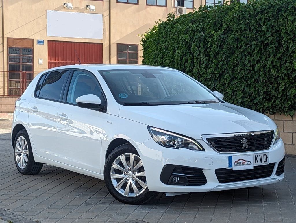 PEUGEOT 308 (1.5BlueHDi S&S Style 130) en Madrid