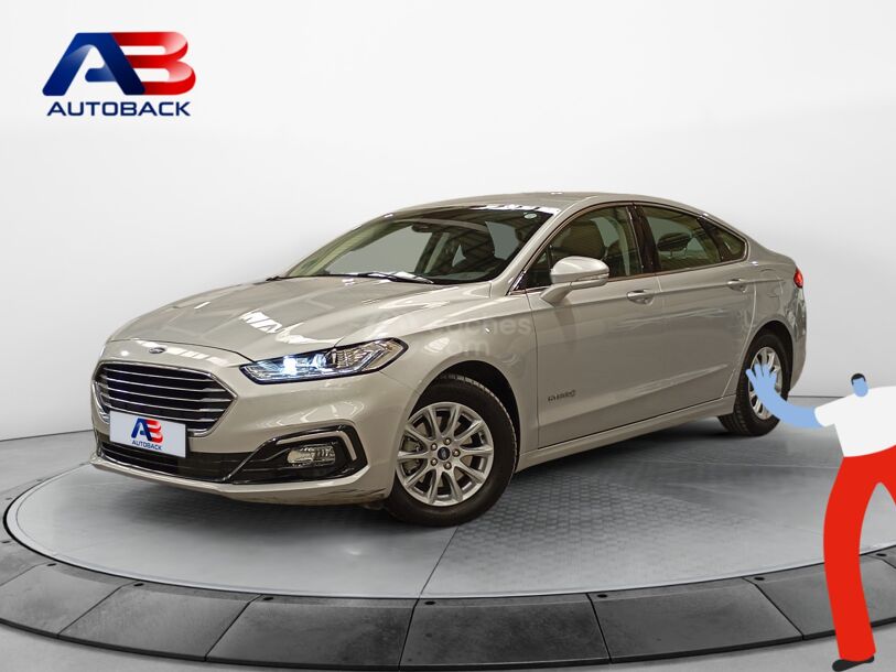 Foto del FORD Mondeo Sedán 2.0 HEV Titanium