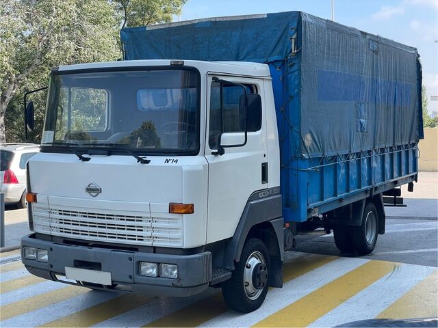 NISSAN Trade (Chasis 100 1 79 kW (108 CV)) en Barcelona