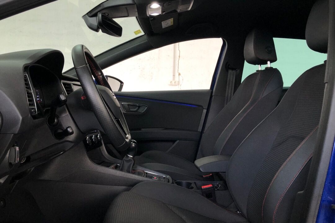 Foto del SEAT León 1.5 EcoTSI S&S FR Black Edition 150