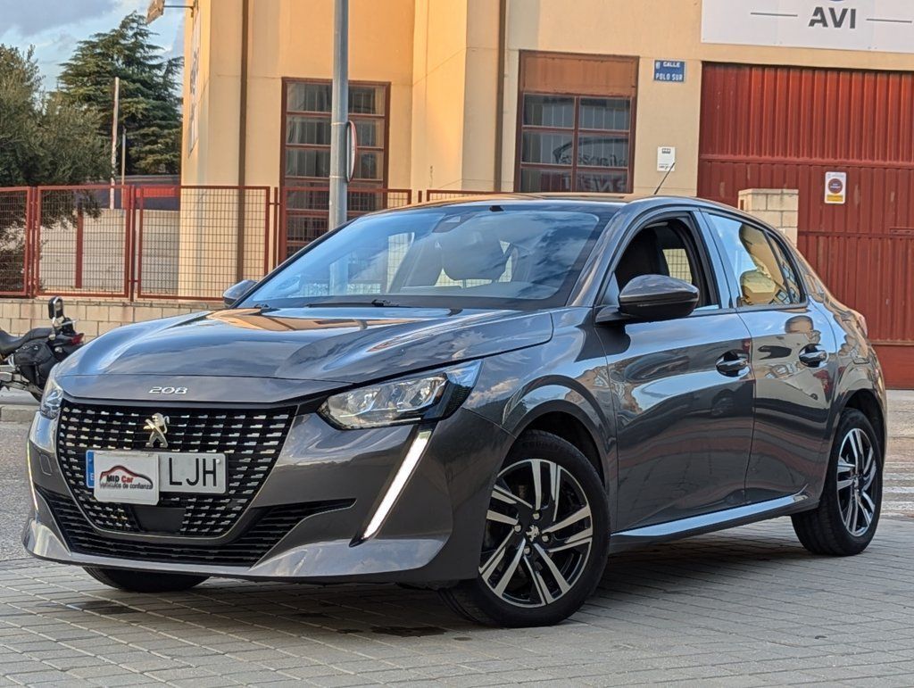 PEUGEOT 208 (1.5 BlueHDi S&S Allure 100) en Madrid