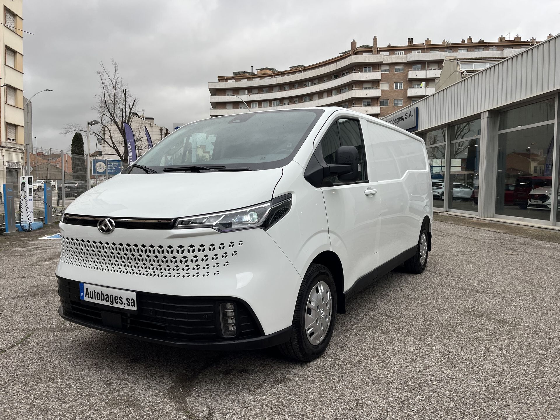 MAXUS Deliver 7 (2.0D L2H1) en Barcelona