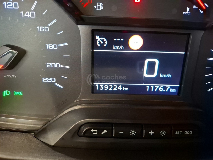 Foto del PEUGEOT Rifter 1.5BlueHDi S&S Long Access 100