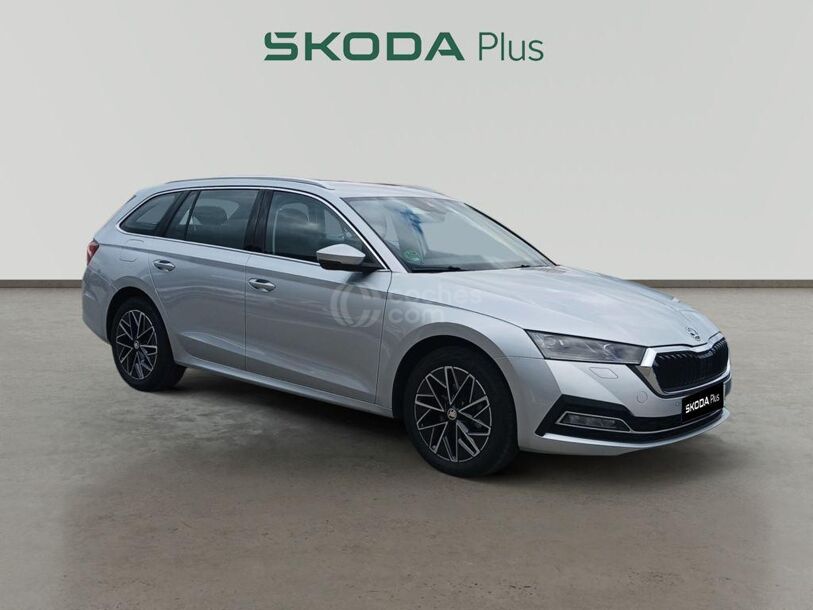 Foto del SKODA Octavia Combi 2.0TDI Selection DSG 110kW