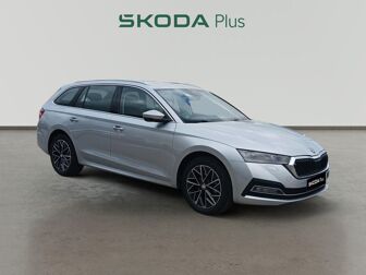 Imagen de SKODA Octavia Combi 2.0TDI Selection DSG 110kW