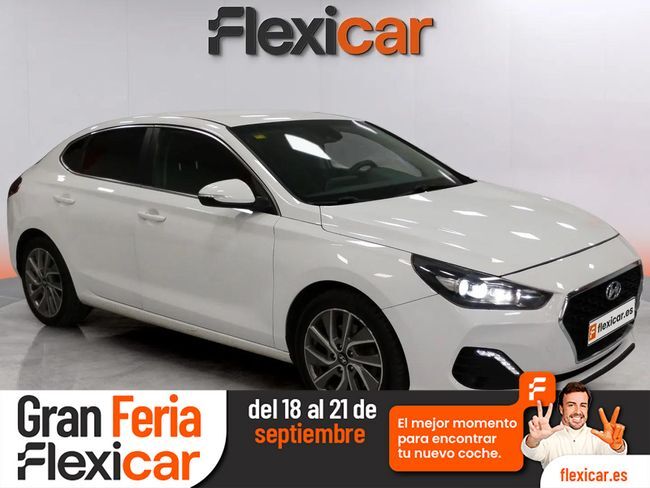 HYUNDAI i30 (1.0 TGDI Tecno Fastback) en Valencia