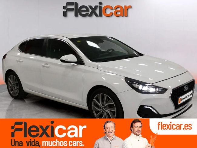 HYUNDAI i30 (1.0 TGDI Tecno Fastback) en Valencia