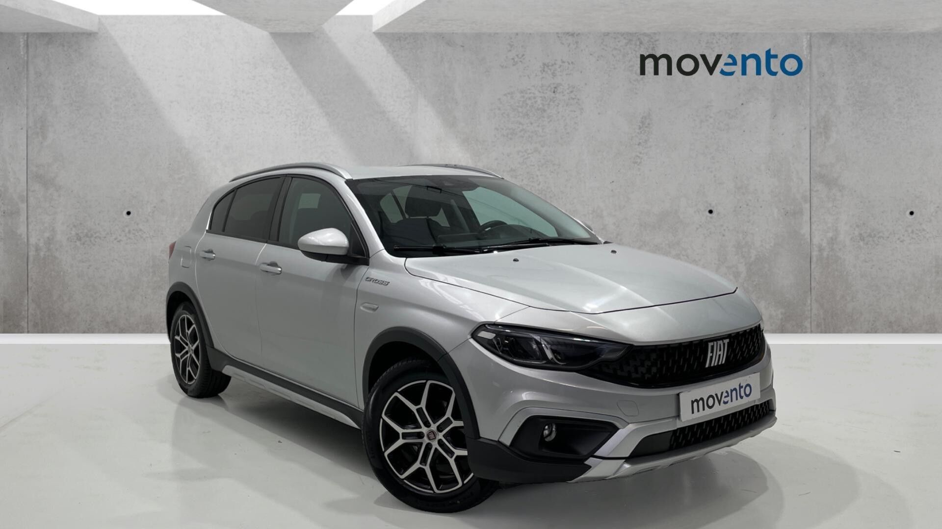 FIAT Tipo (1.0 Cross 73 kW (100 CV)) en Barcelona