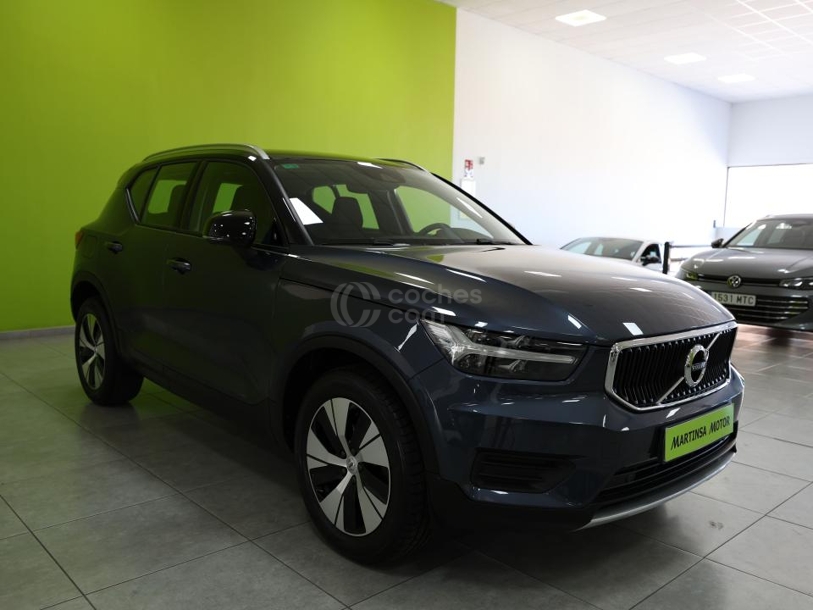 Foto del VOLVO XC40 T2 Momentum Pro Aut.