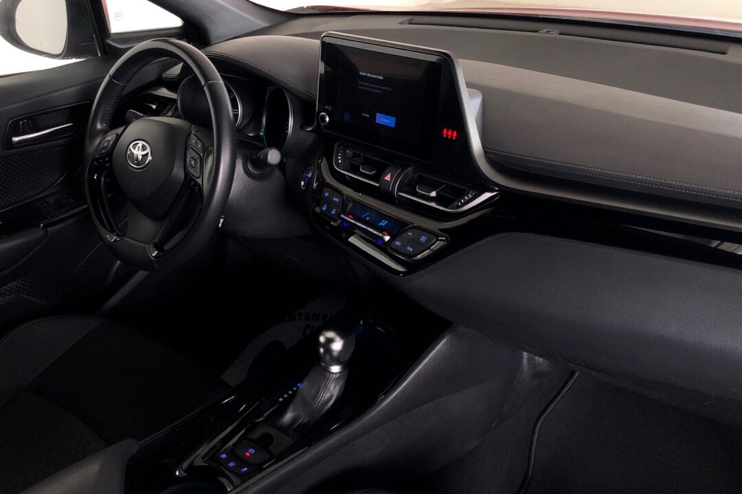 Foto del TOYOTA C-HR 200H Advance