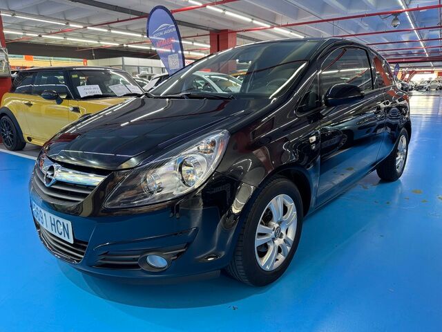 OPEL Corsa (1.4 Color Edition 74 kW (100 CV)) en Barcelona