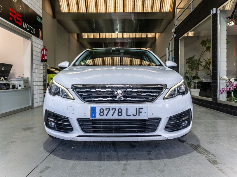 Foto del PEUGEOT 308 1.2 PureTech S&S Allure 130