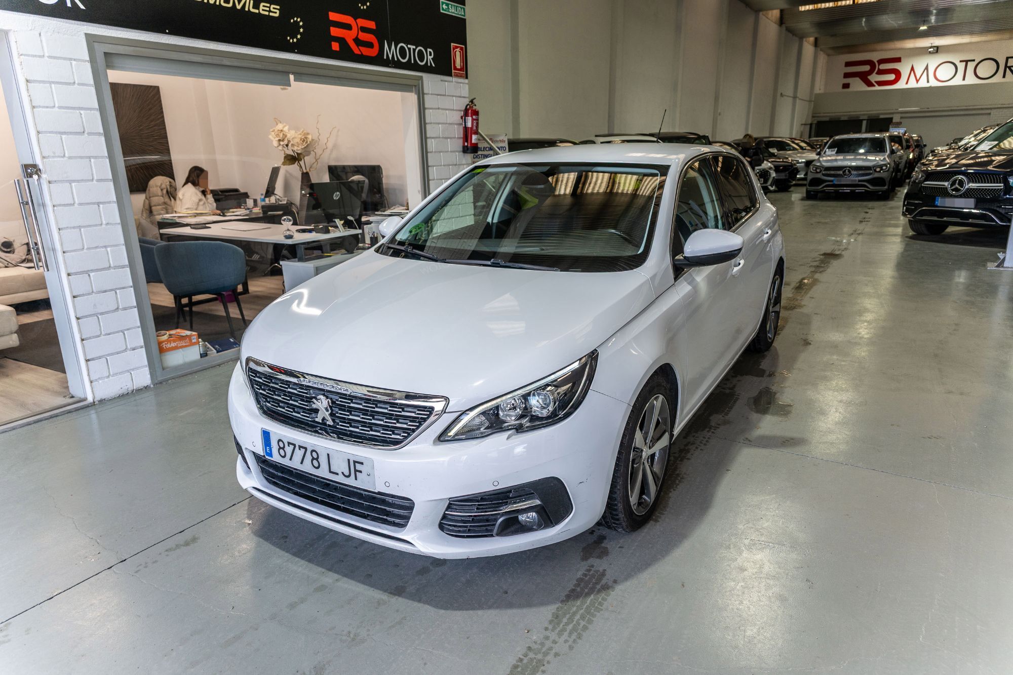 Foto del PEUGEOT 308 1.2 PureTech S&S Allure 130