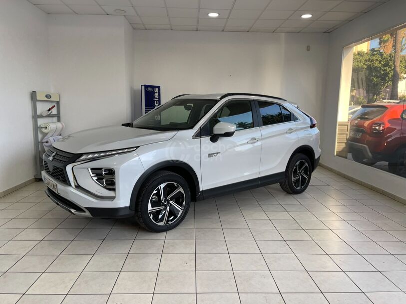 Foto del MITSUBISHI Eclipse Cross PHEV Kaiteki 4WD