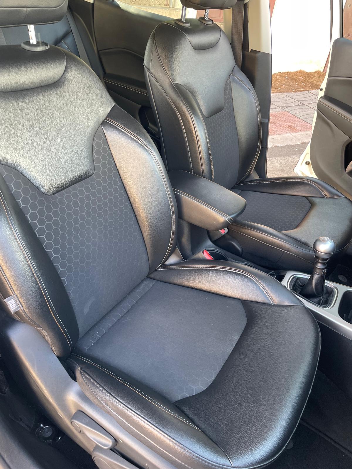 Foto del JEEP Compass 1.4 Multiair Business 4x2 103kW