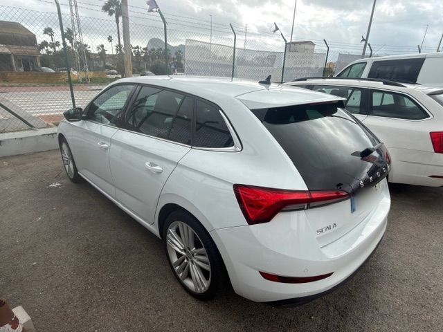 SKODA Scala (1.0 TSI Active 85kW) en Cádiz