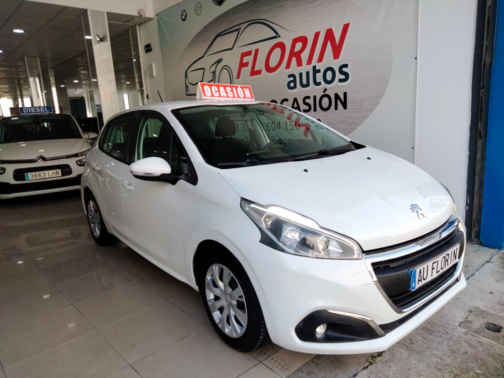 Imagen de PEUGEOT 208