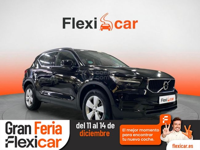 Foto del VOLVO XC40 T2 Momentum Aut.