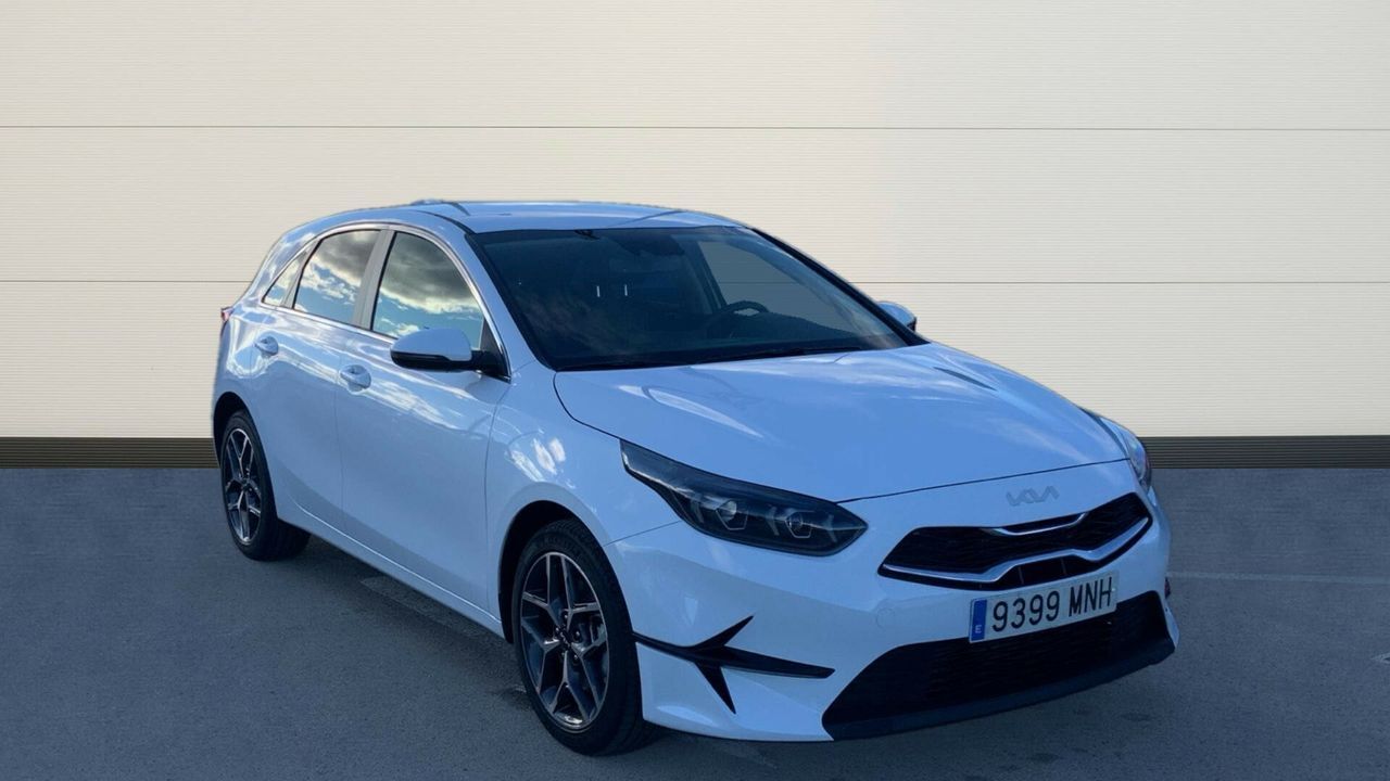 KIA Ceed (1.6 MHEV 100KW TECH 136 5P) en Madrid