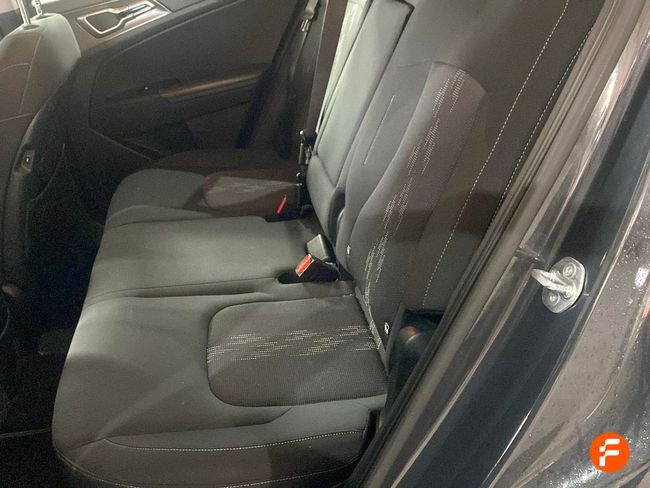 Foto del KIA Sportage 1.6 T-GDi MHEV Tech DCT 160