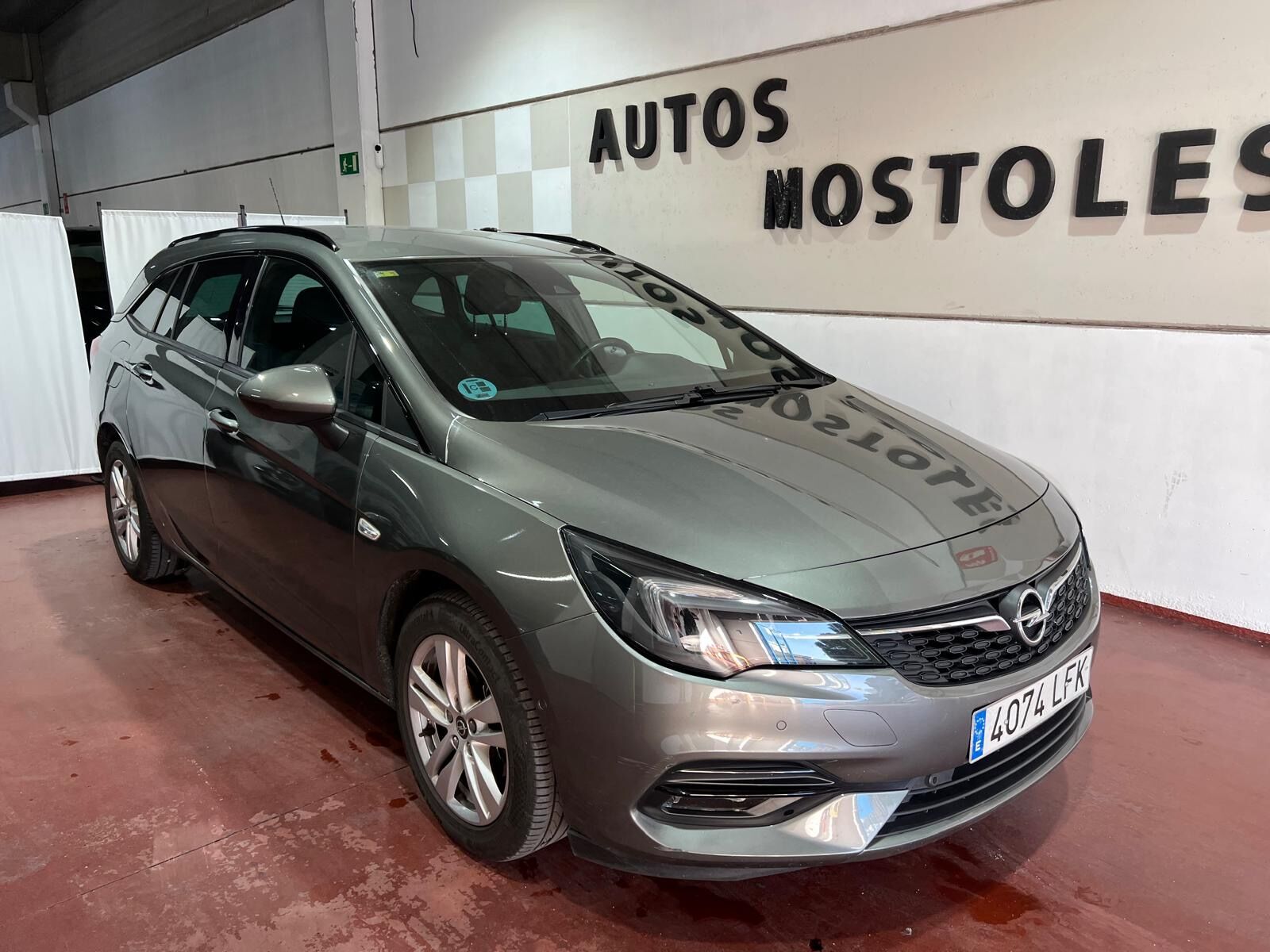 Foto del OPEL Astra ST 1.4T S-S Elegance Aut. 145