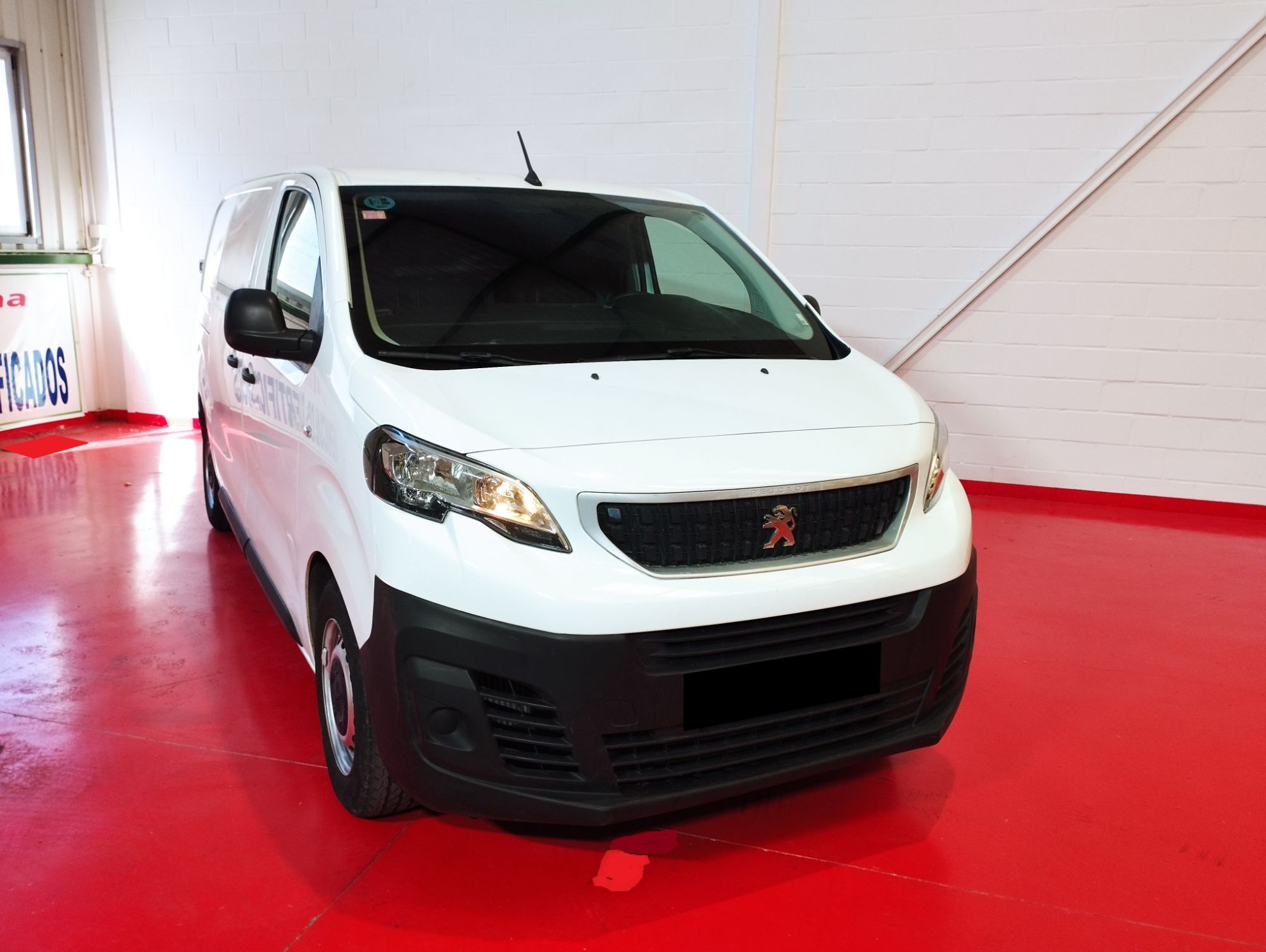 Foto del PEUGEOT Expert Fg. Standard 1.5BlueHDi S&S Pro 120