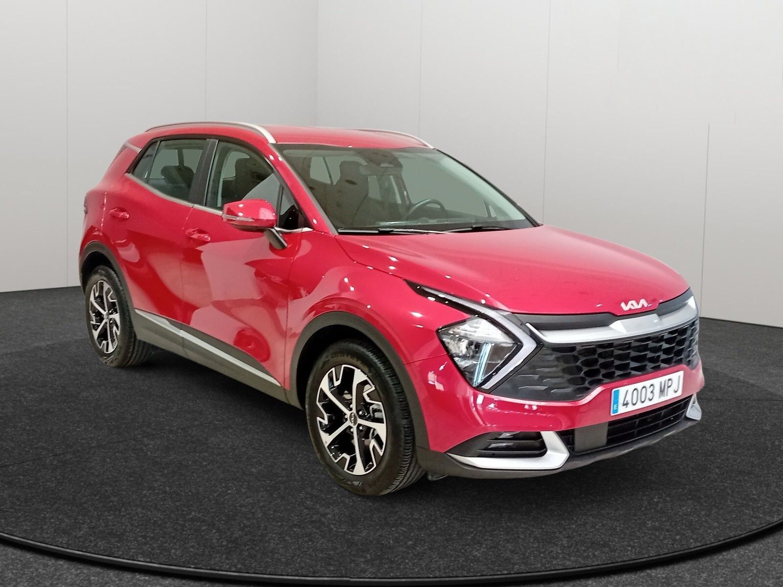 KIA Sportage (1.6 T-GDI HEV DRIVE AUTO 5P PACK DESIGN) en Sevilla