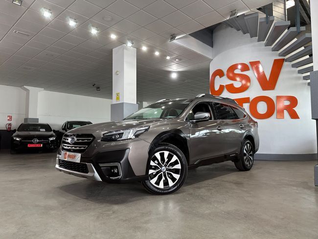 Foto del SUBARU Outback 2.5i Executive Plus S Black Edition CVT