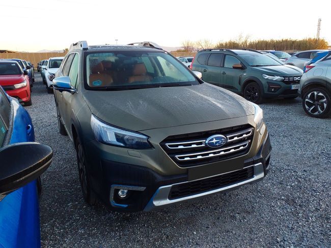 Foto del SUBARU Outback 2.5i Executive Plus S Black Edition CVT