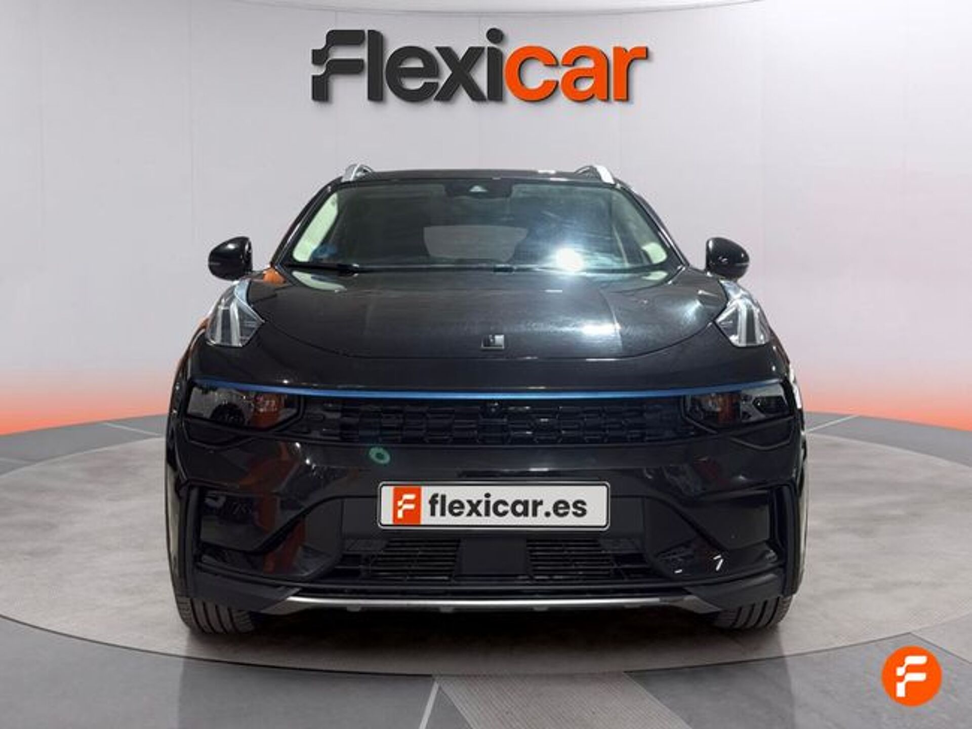 Imagen 2 de LYNK & CO 01