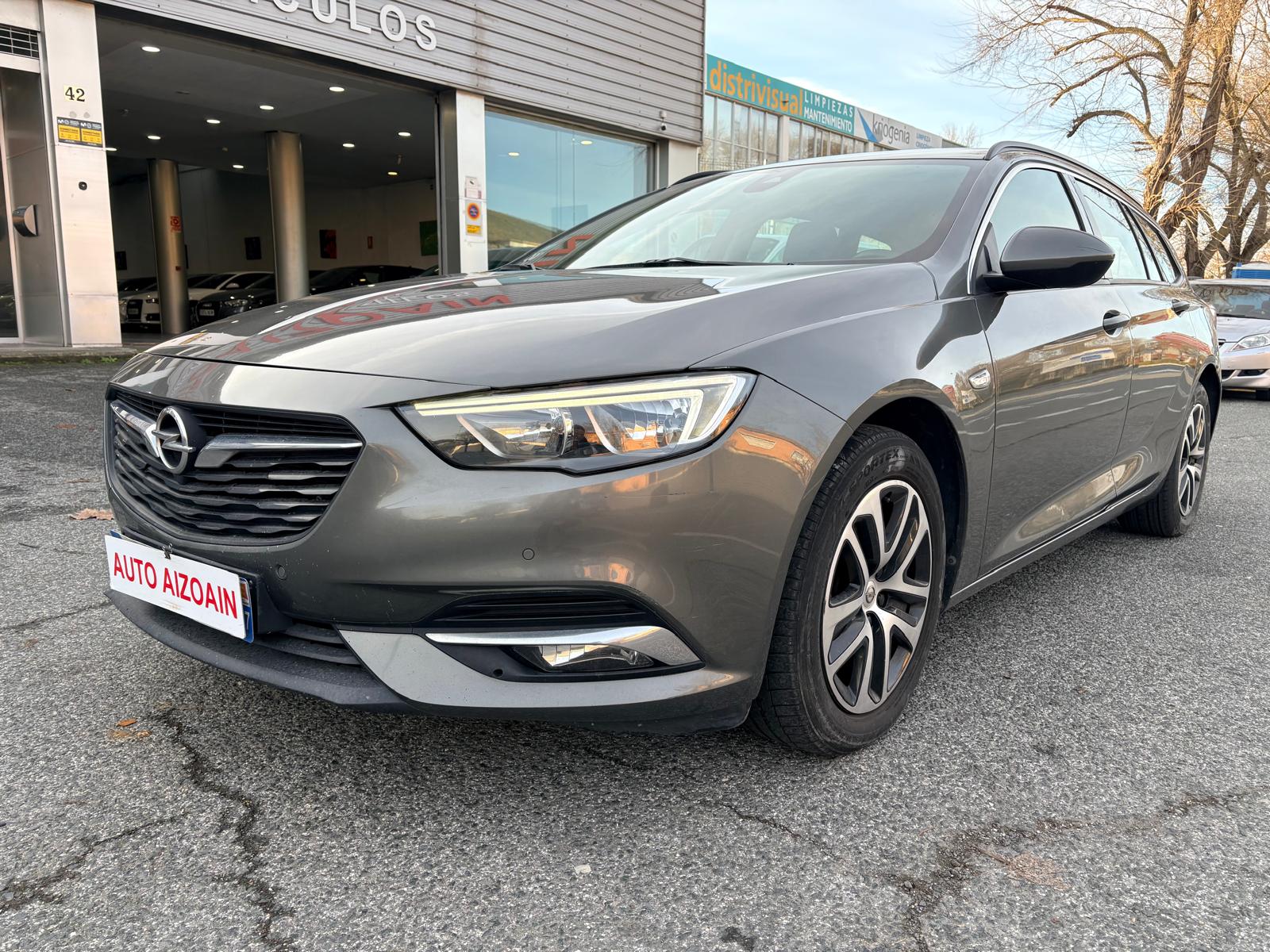 OPEL Insignia (1.6CDTI S&S Business 136) en Navarra