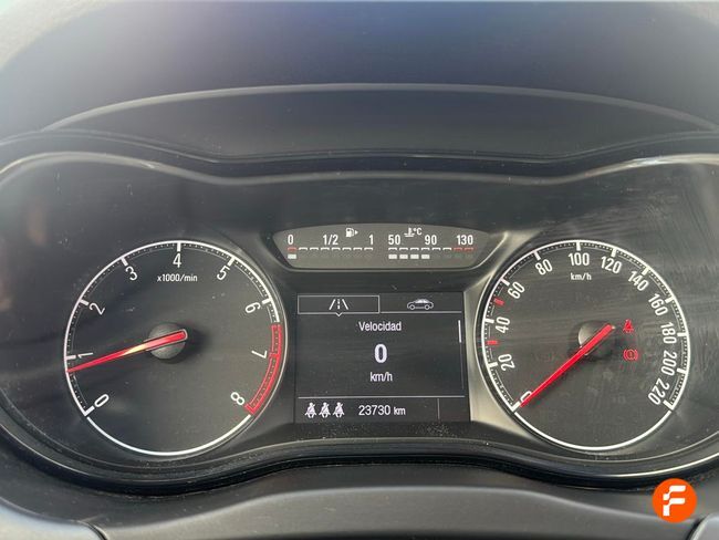 Foto del OPEL Corsa 1.4 Excellence 90