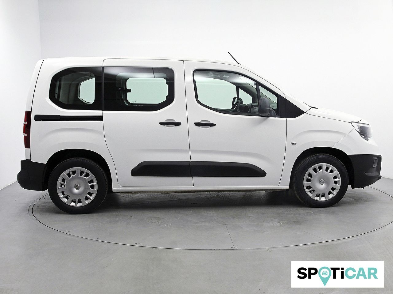 Foto del OPEL Combo Cargo 1.5TD S&S L 1000 Express 100