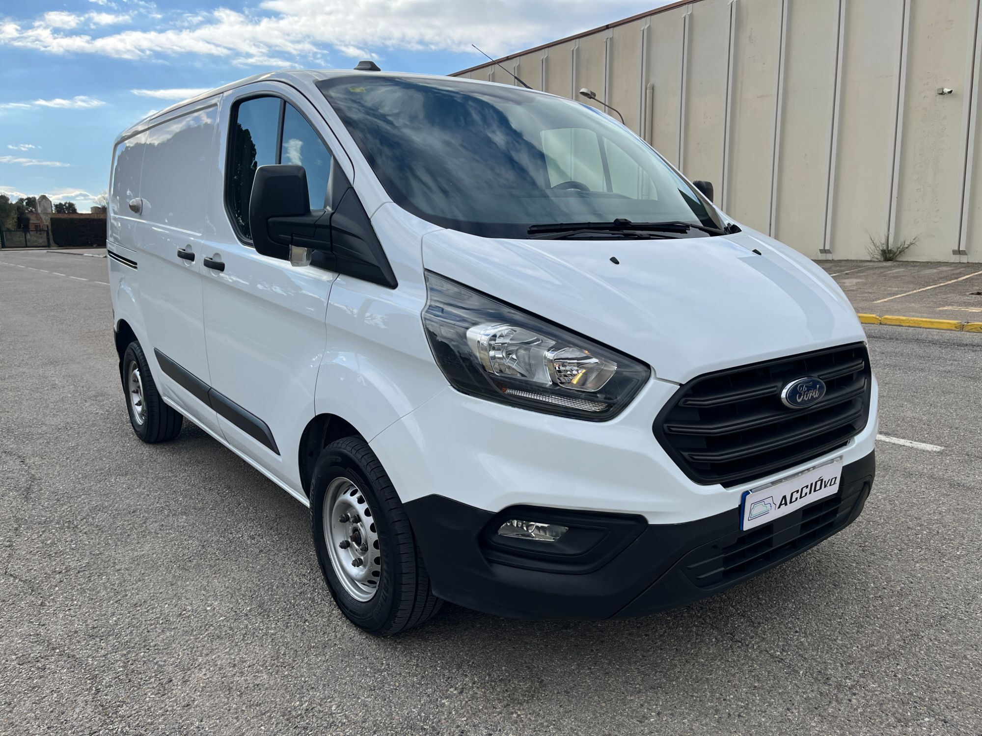 Foto del FORD Transit Custom FT 260 L1 Van Ambiente 105