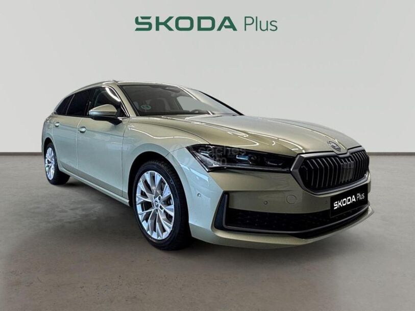 Foto del SKODA Superb Combi 2.0 TDI L&K 4x4 DSG 142kW