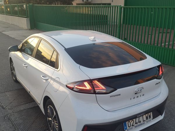 Foto del HYUNDAI Ioniq PHEV 1.6 GDI Tecno