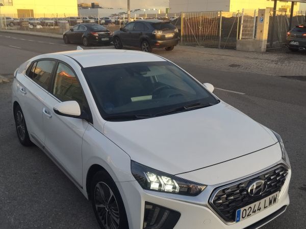 Foto del HYUNDAI Ioniq PHEV 1.6 GDI Tecno