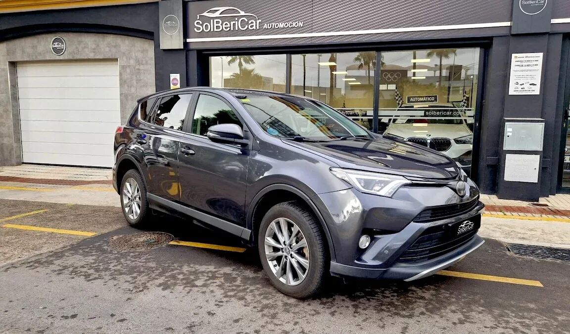 TOYOTA RAV-4 (150D Advance 2WD) en Málaga
