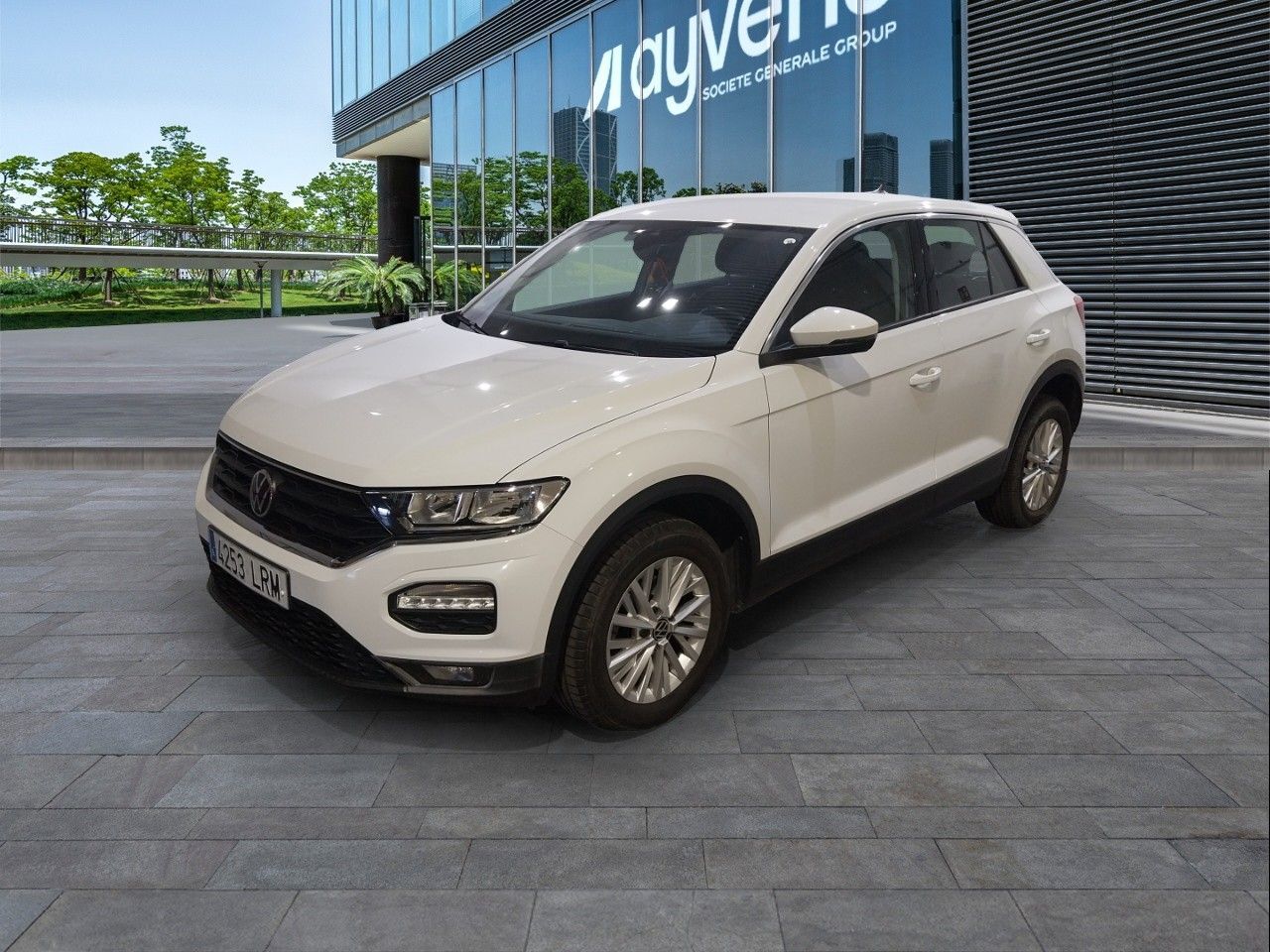 VOLKSWAGEN T-Roc (Edition 2.0 TDI 85 kW (115 CV)) en Madrid