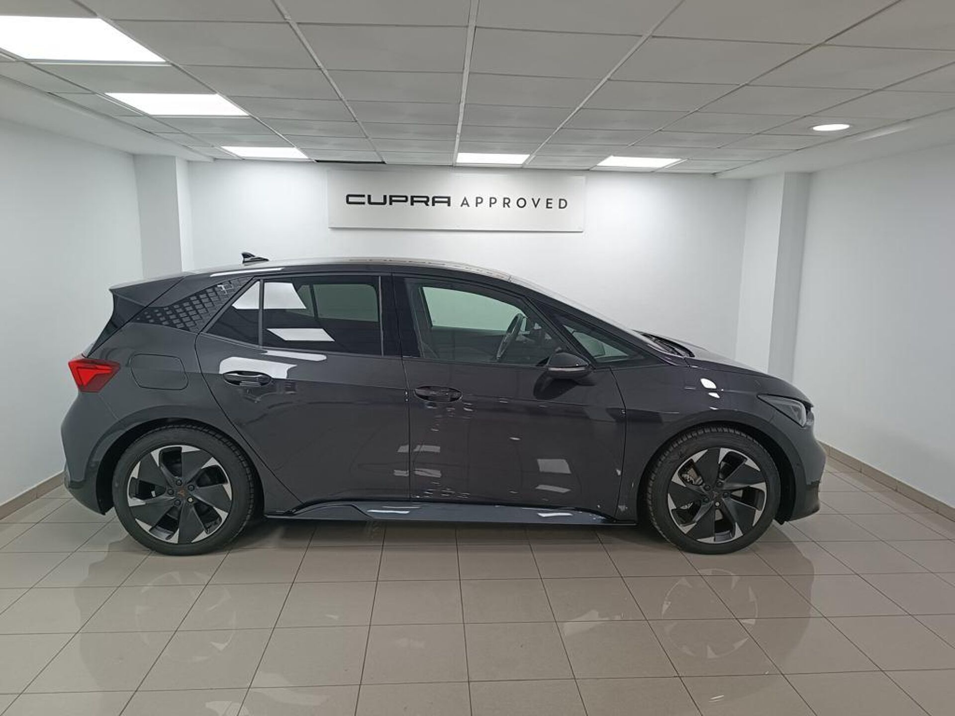 Imagen 3 de CUPRA Born