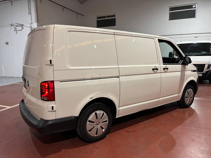 Foto del VOLKSWAGEN Transporter Furgón MRW 2.0TDI BMT 81kW