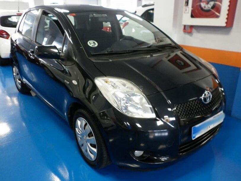 Foto del TOYOTA Yaris 1.4D-4D Luna