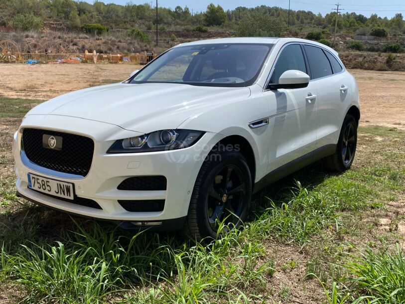Foto del JAGUAR F-Pace 2.0i4D R-Sport Aut. AWD 180