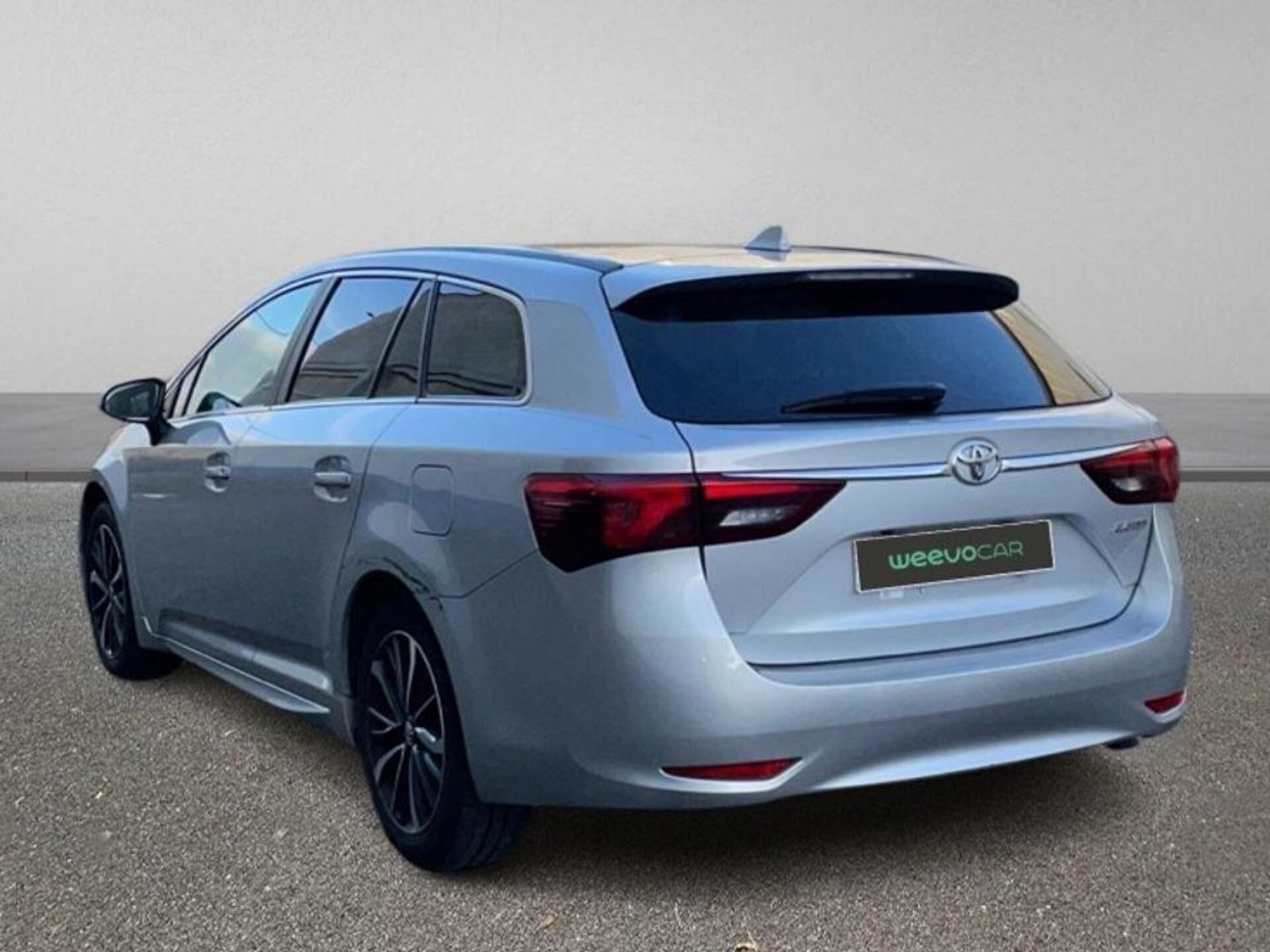 Imagen 2 de TOYOTA Avensis