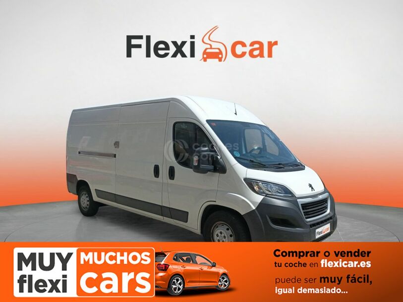 Foto del PEUGEOT Boxer Combi 2.0 BlueHDI 333 L2H2 165