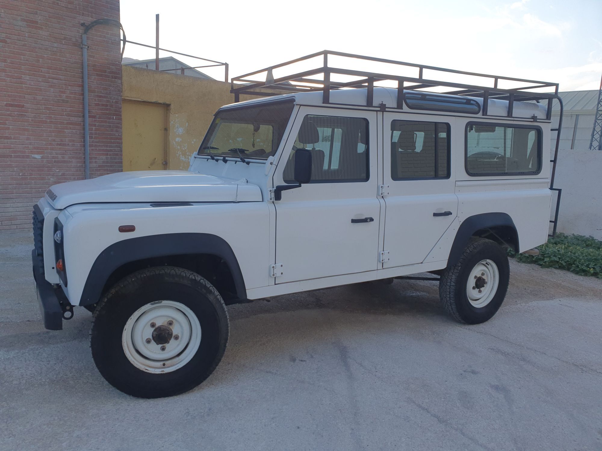 Foto del LAND ROVER Defender 110 SW SE