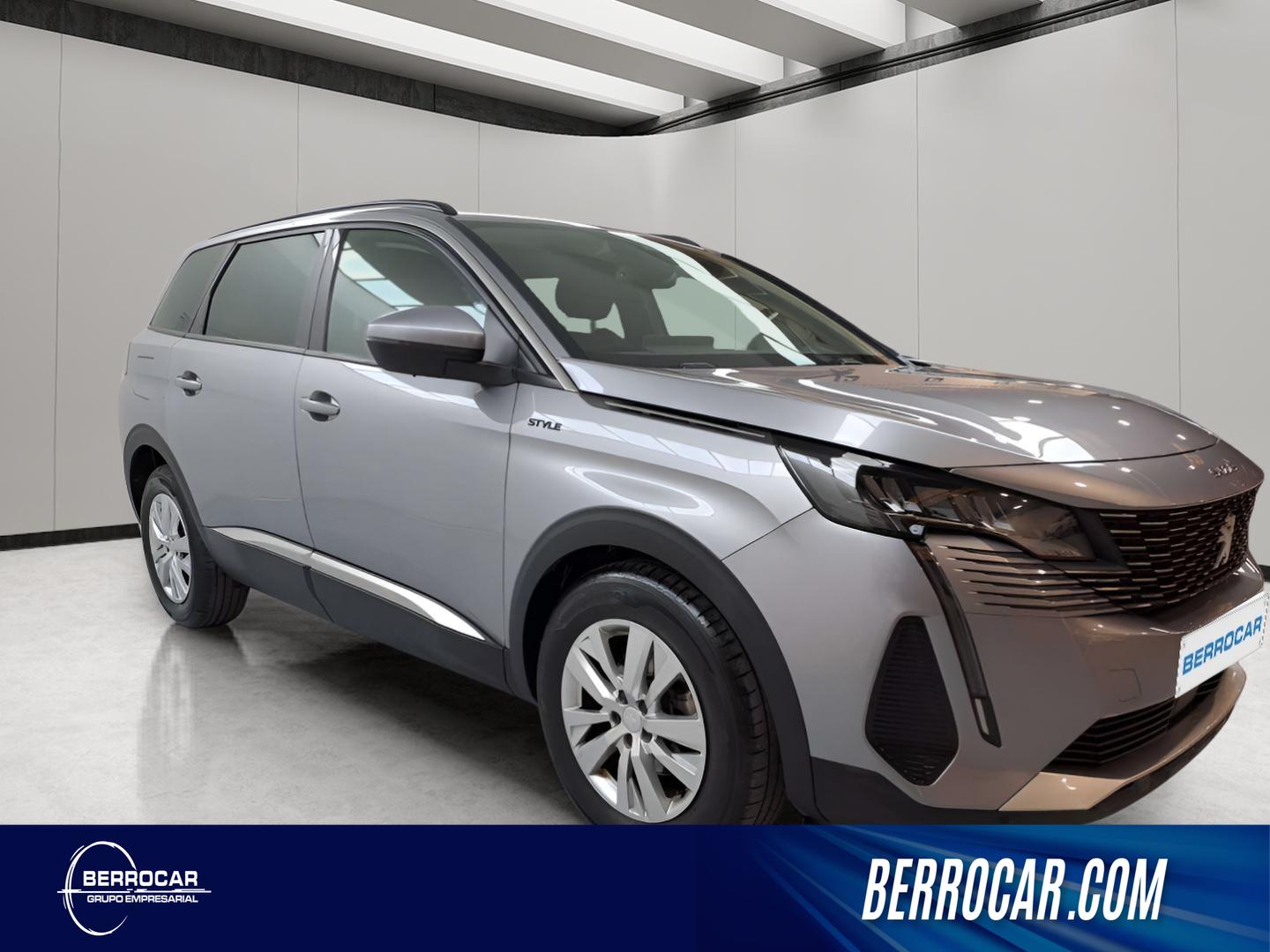 PEUGEOT 5008 (BlueHDi 130 S&S Style EAT8 96 kW (130 CV)) en Sevilla