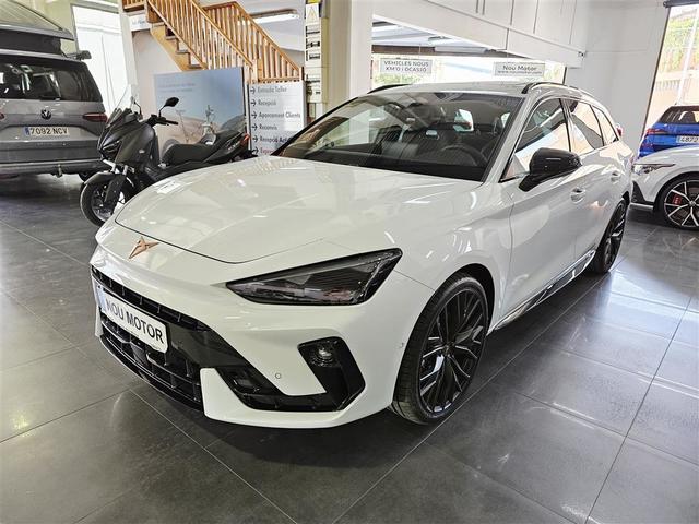 CUPRA León (1.5 eTSI DSG 110 kW (150 CV)) en Barcelona